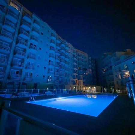 Cozy Studio With Pool Close To The Sea Остенде Екстериор снимка
