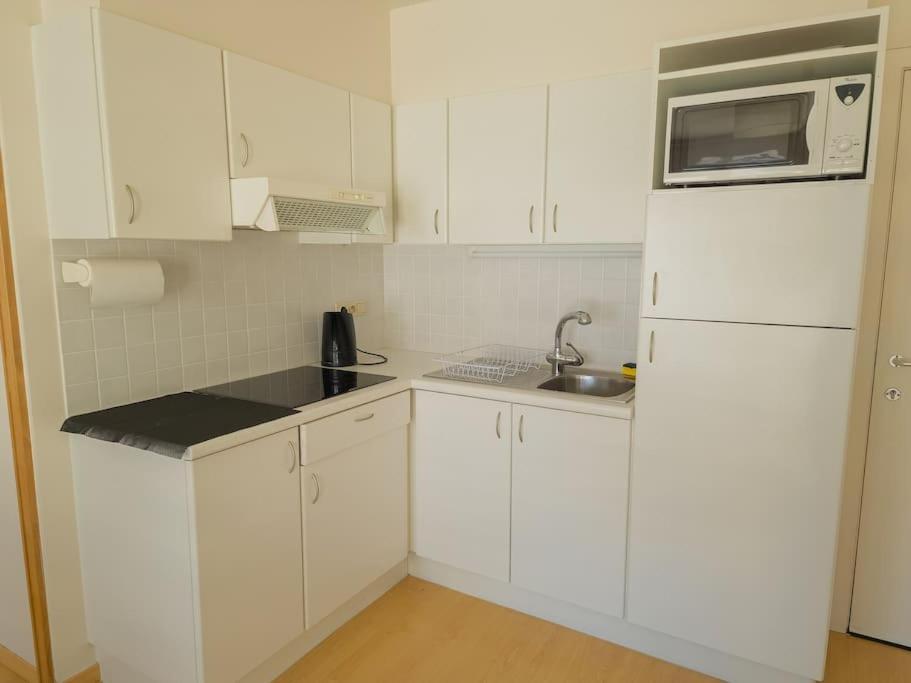 Cozy Studio With Pool Close To The Sea Остенде Екстериор снимка
