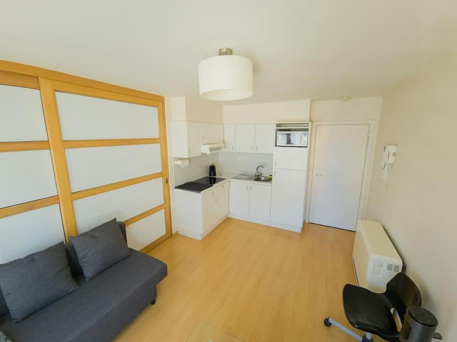 Cozy Studio With Pool Close To The Sea Остенде Екстериор снимка