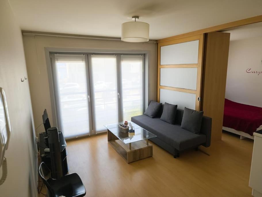 Cozy Studio With Pool Close To The Sea Остенде Екстериор снимка