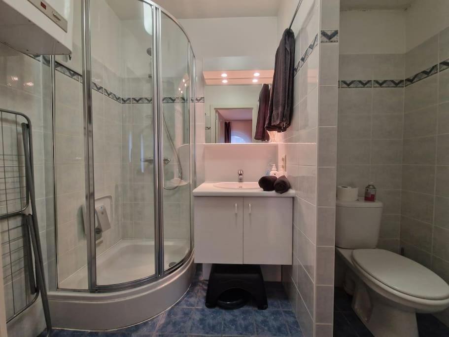 Cozy Studio With Pool Close To The Sea Остенде Екстериор снимка